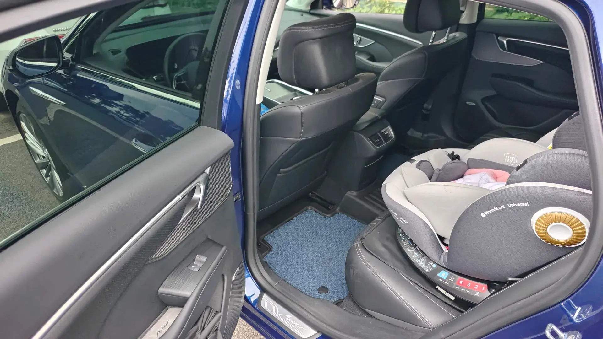 2023 BUICK LARCOSSE thumbnail 4