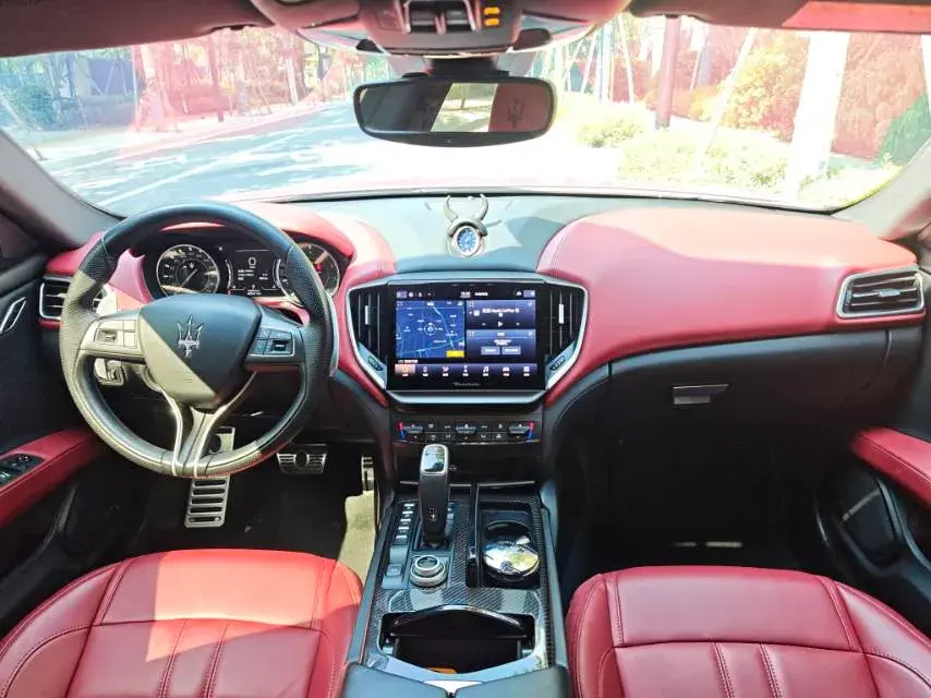 2022 MASERATI GHIBLI thumbnail 3