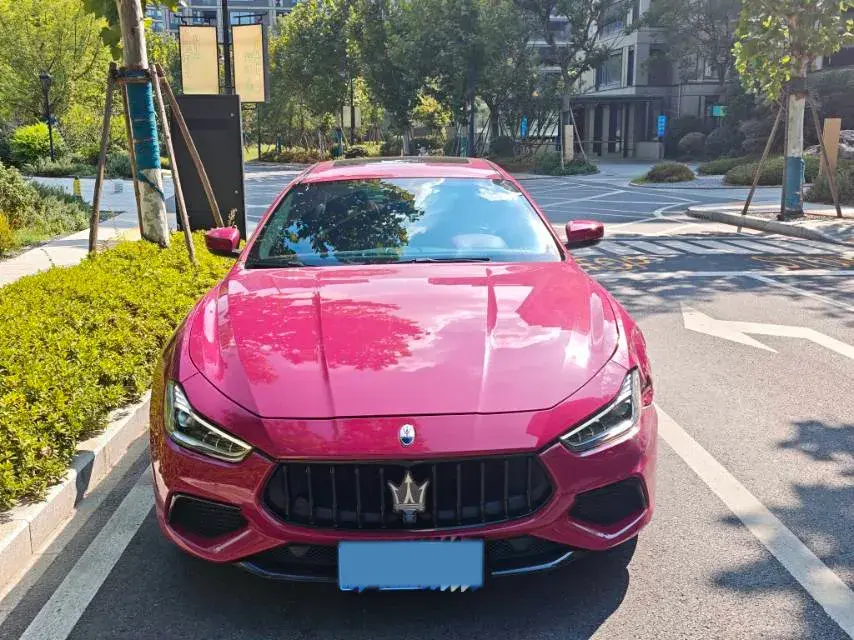 2022 MASERATI GHIBLI thumbnail 2