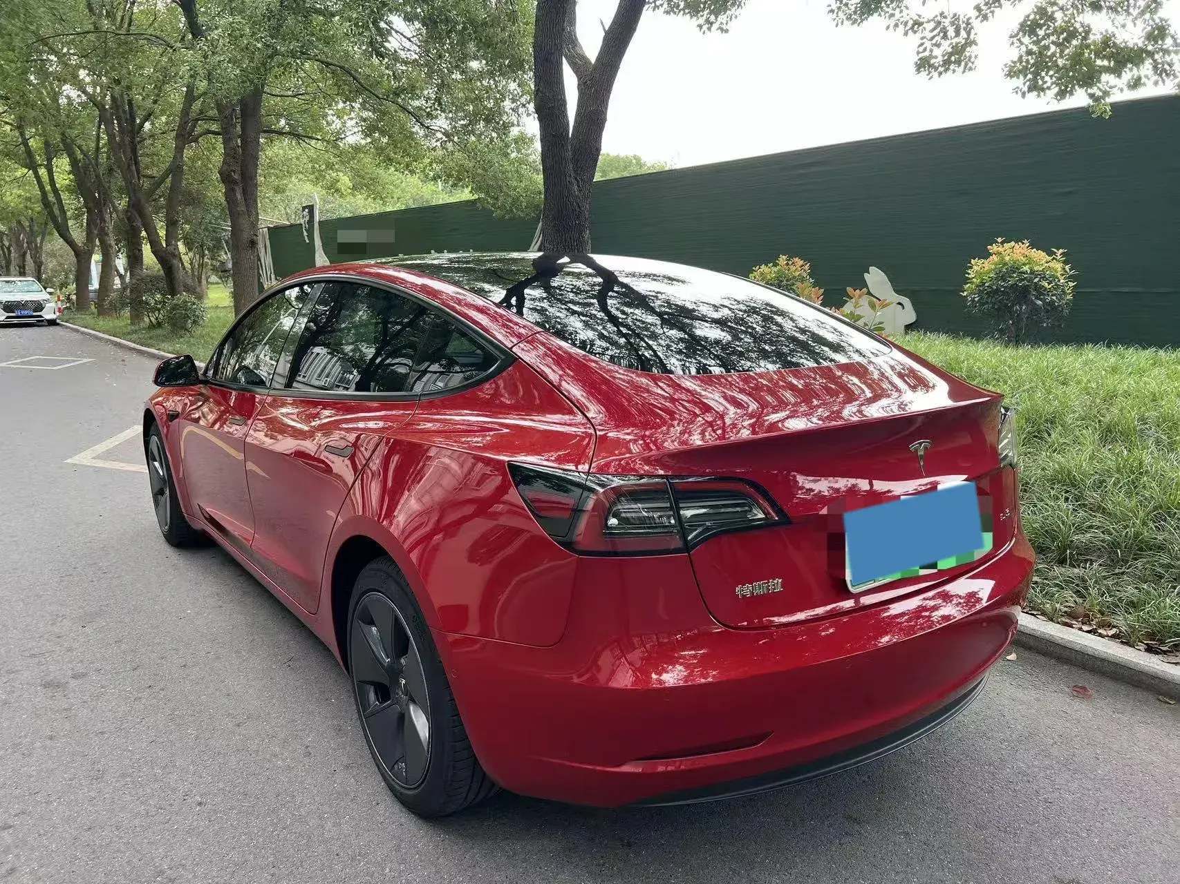 2022 TESLA MODEL thumbnail 2