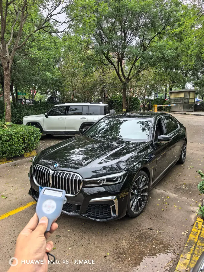 2021 BMW 7 Series 3.0T 340HP L6 8AT