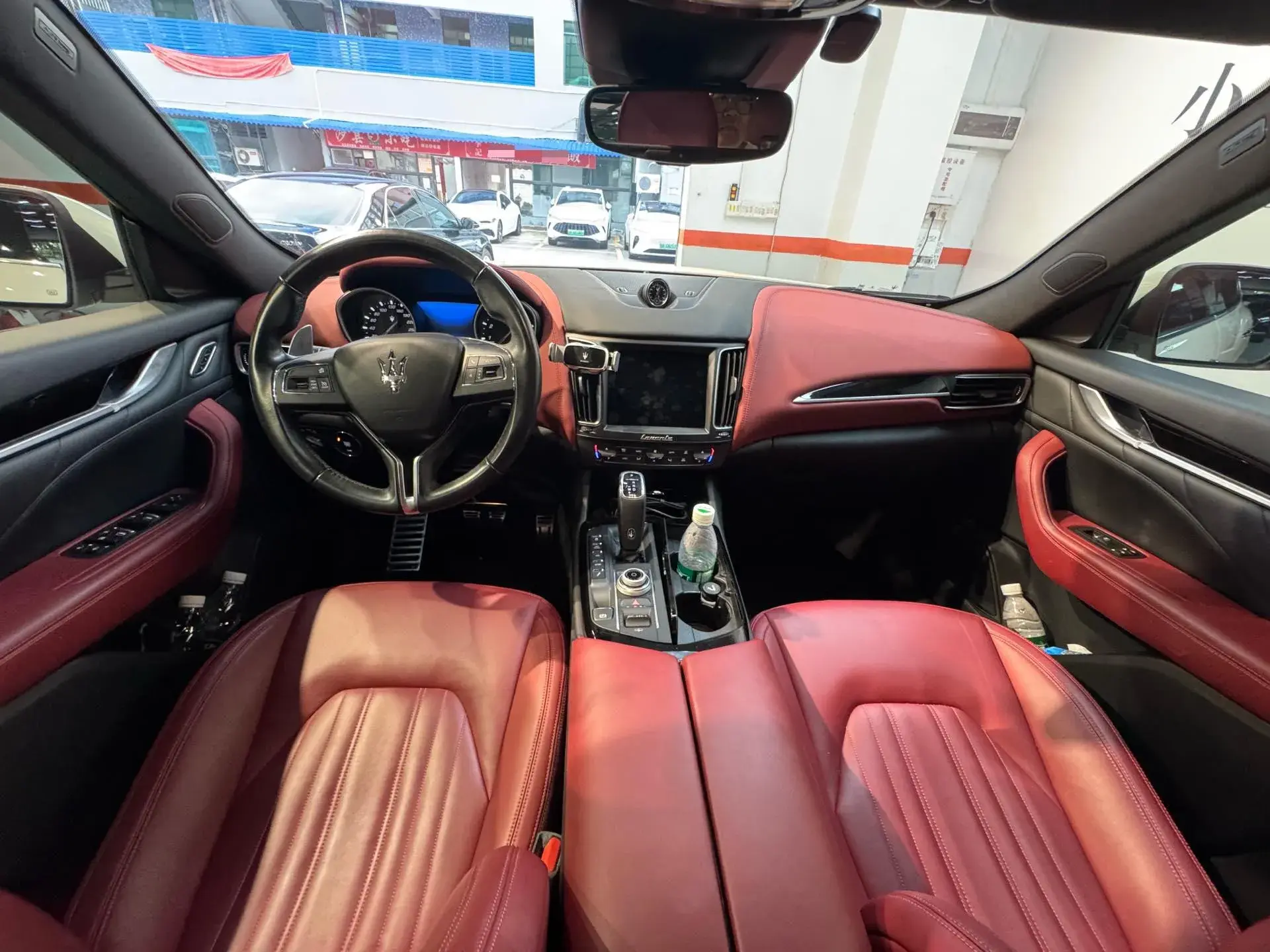 2019 MASERATI LEVANTE thumbnail 4