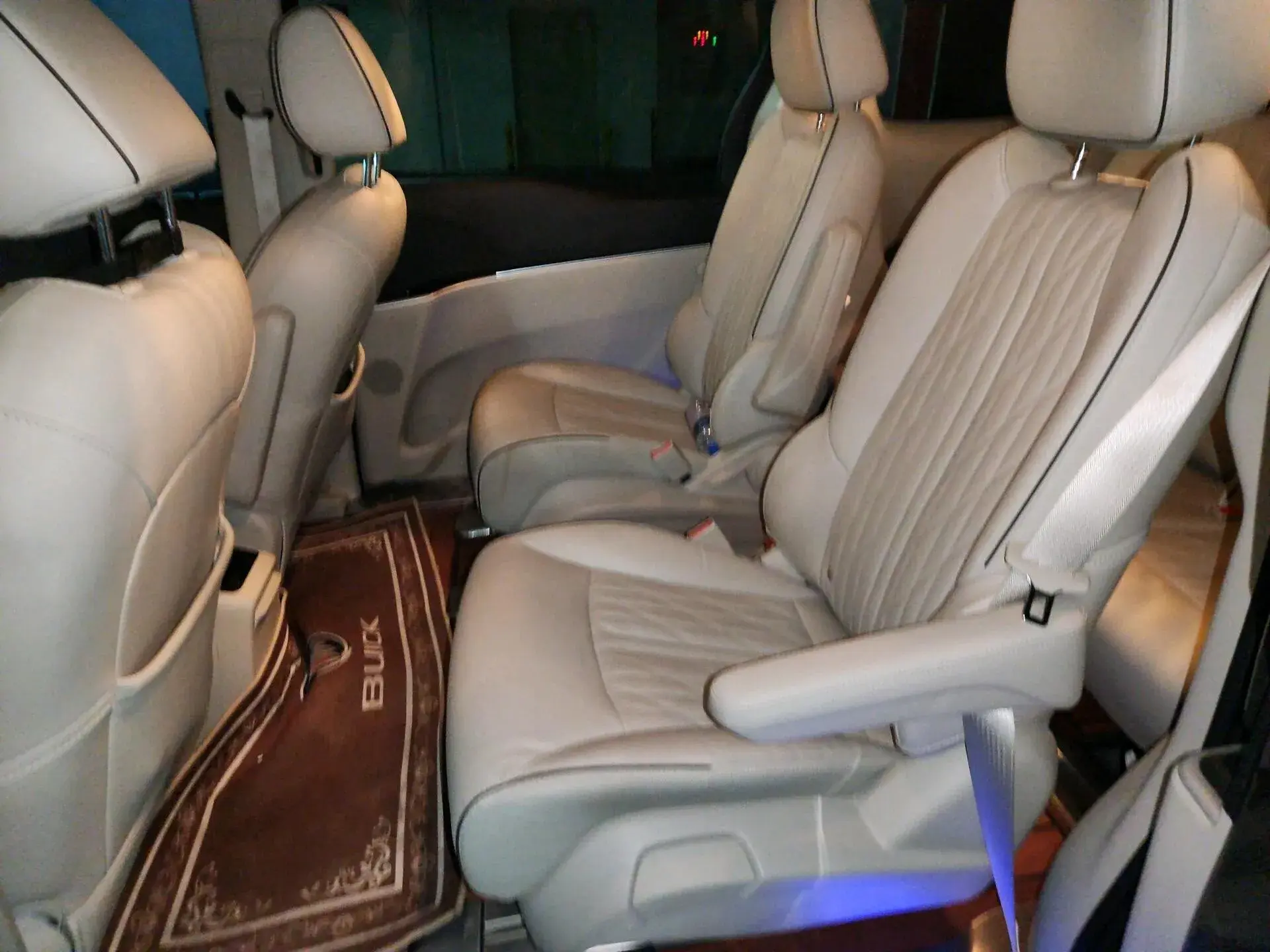 2022 BUICK GL8 thumbnail 3