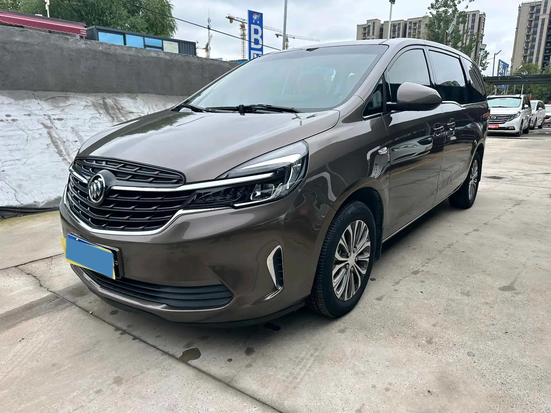 2021 BUICK GL8 view 1