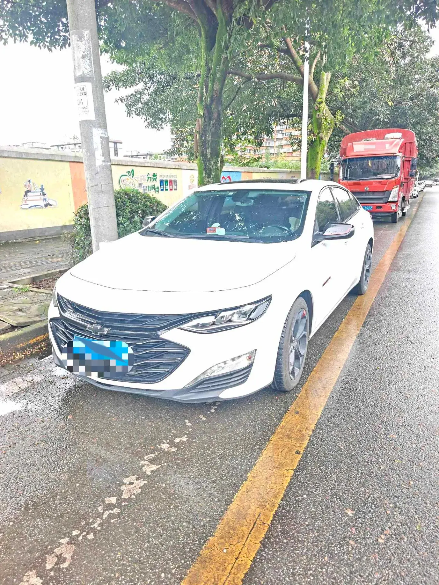 2019 CHEVROLET MALIBU view 1