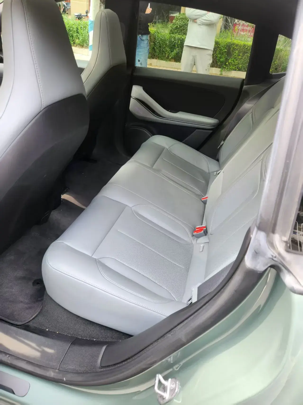 2022 NIO ET5 thumbnail 3