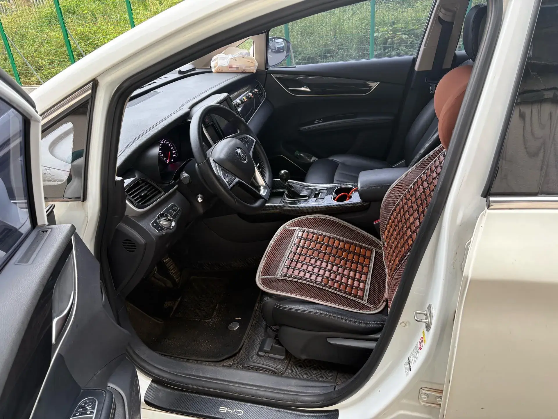 2018 BYD SONG thumbnail 2