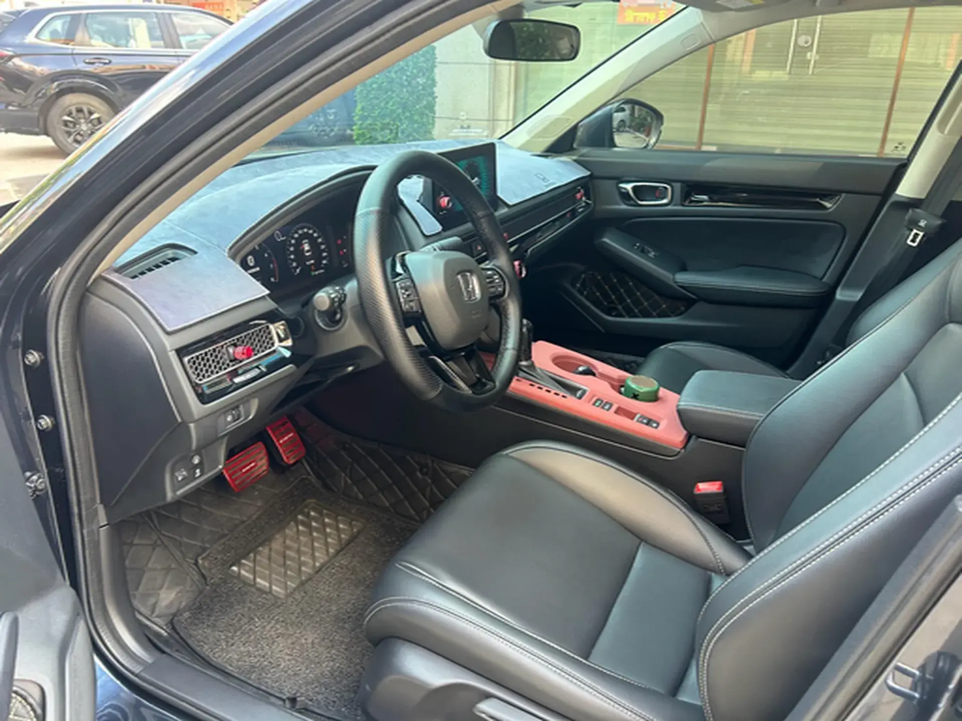 2023 HONDA CIVIC thumbnail 4