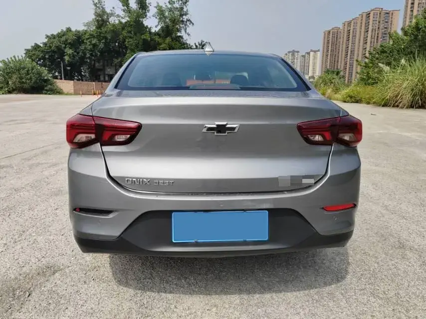 2020 CHEVROLET CAVALIER thumbnail 3