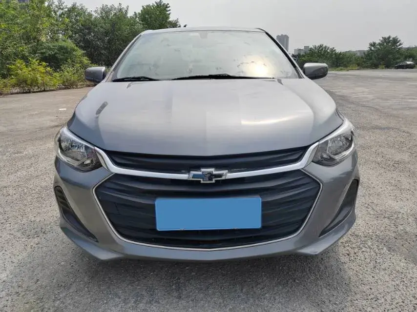 2020 CHEVROLET CAVALIER thumbnail 2