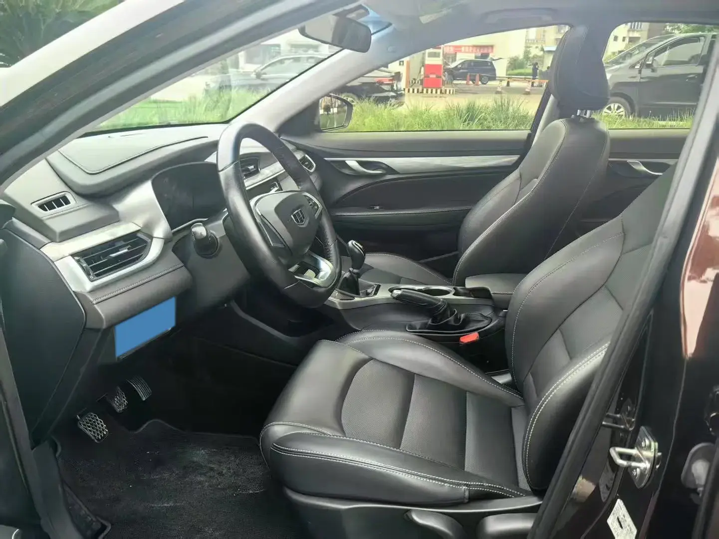 2019 GEELY EMGRAND thumbnail 3