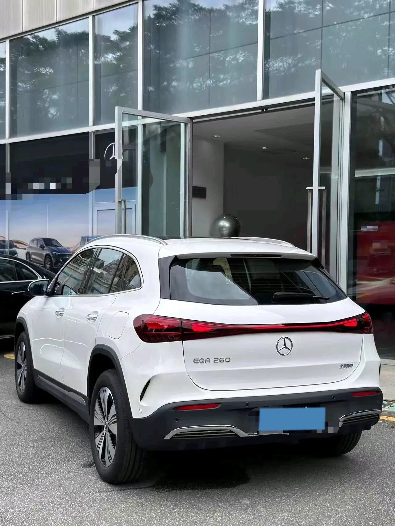 2025 MERCEDES-BENZ EQA thumbnail 4