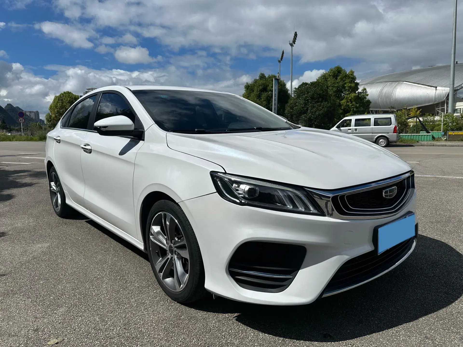 2020 GEELY BINRAY thumbnail 3