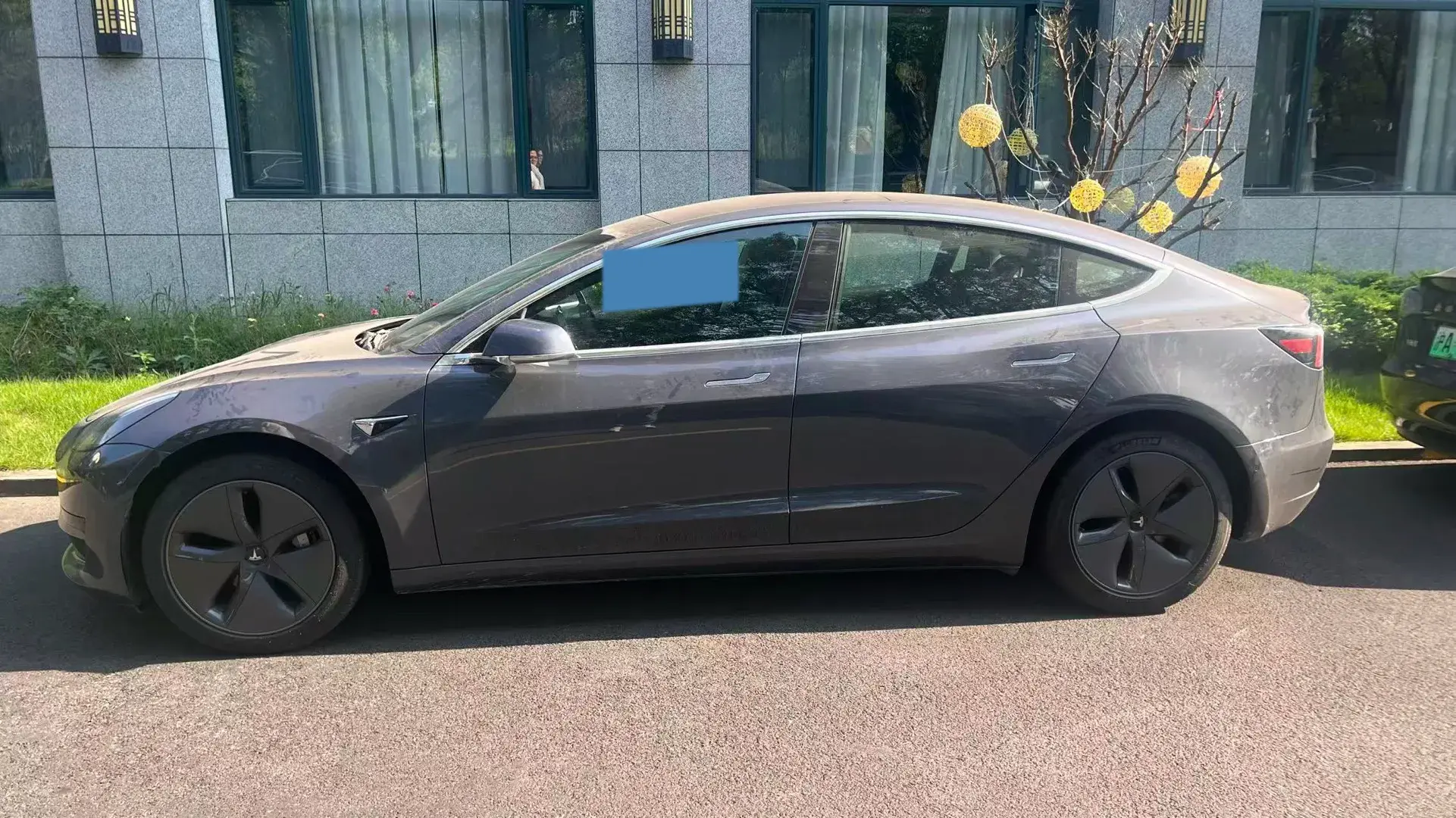 2019 TESLA MODEL thumbnail 2