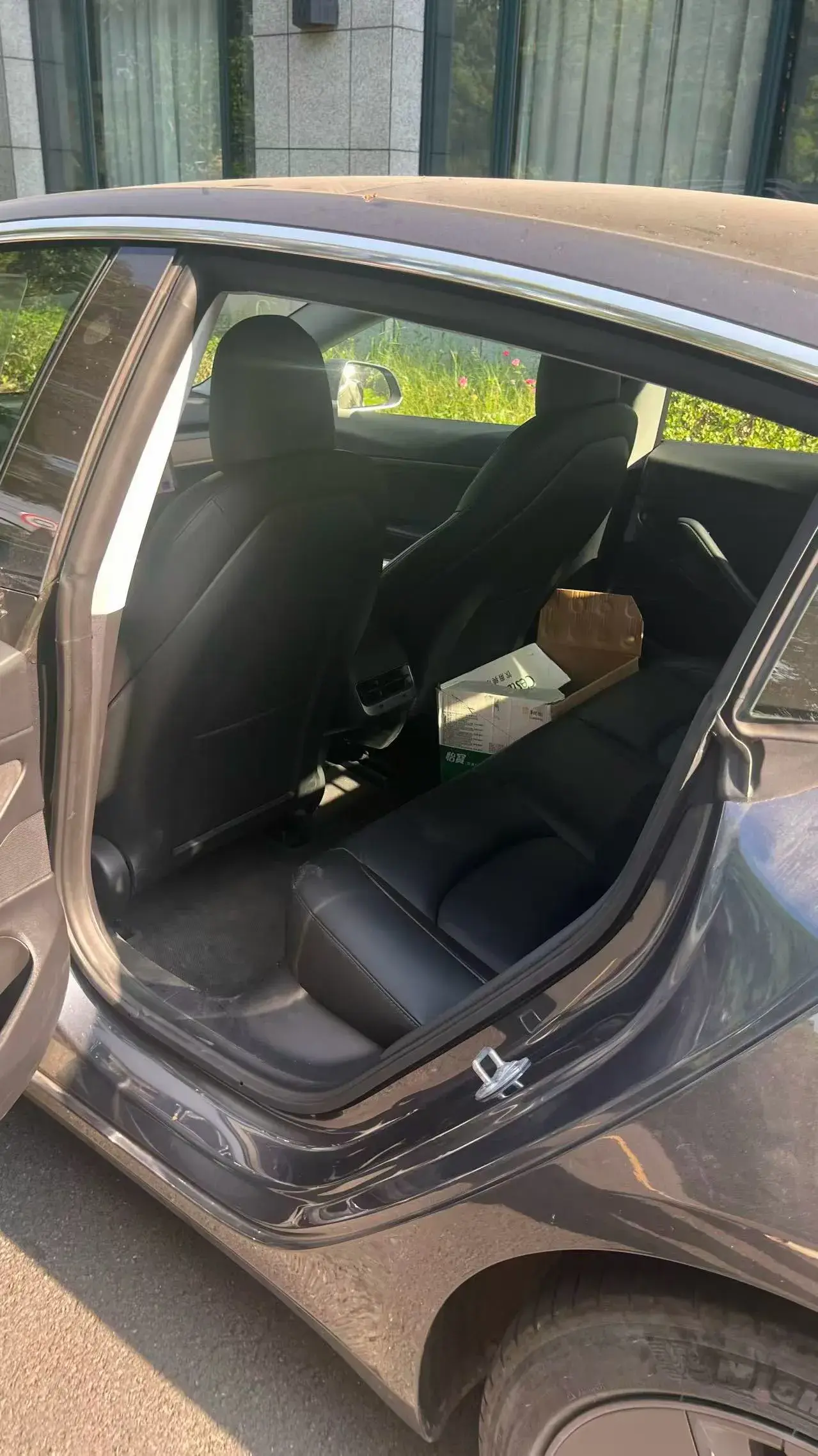 2019 TESLA MODEL thumbnail 4