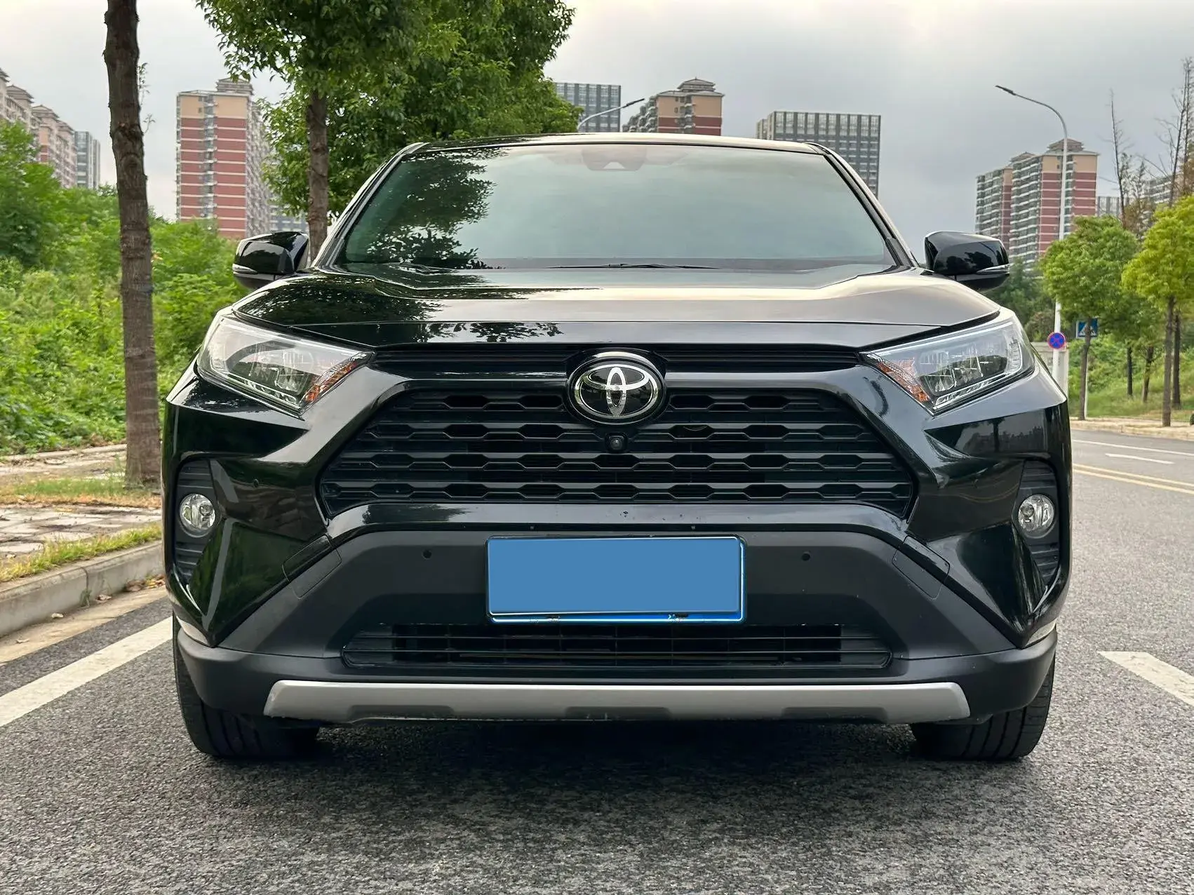 2022 TOYOTA RAV4 thumbnail 2