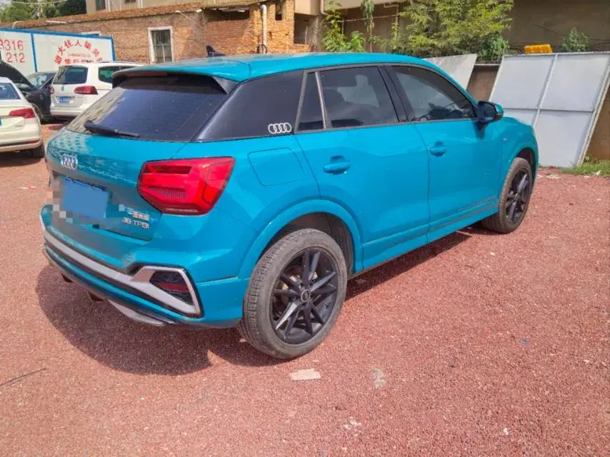 2022 AUDI Q2L thumbnail 2