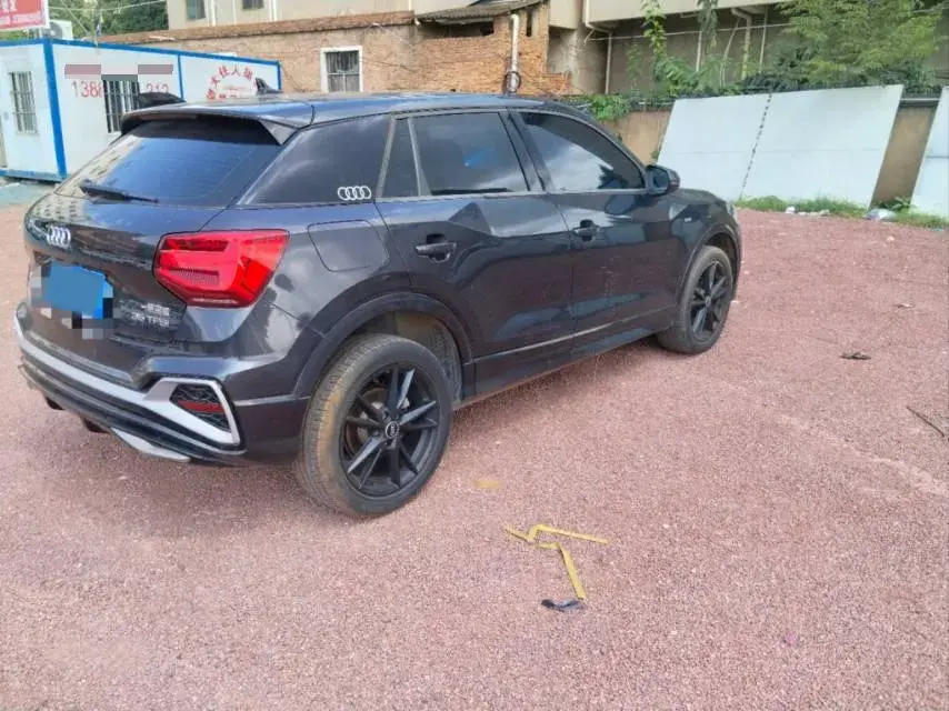 2022 AUDI Q2L thumbnail 2