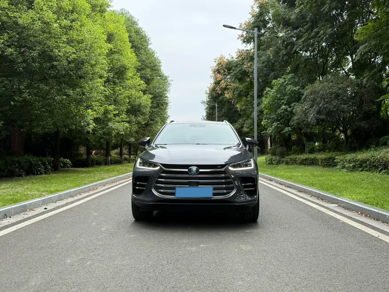 2018 BYD TANG thumbnail 2