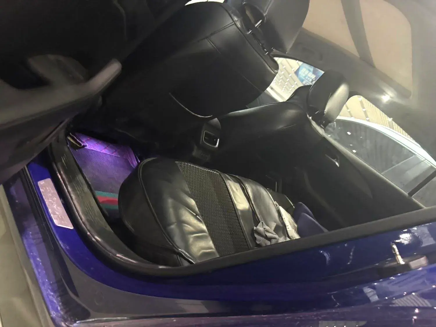 2022 HONGQI H5 thumbnail 4