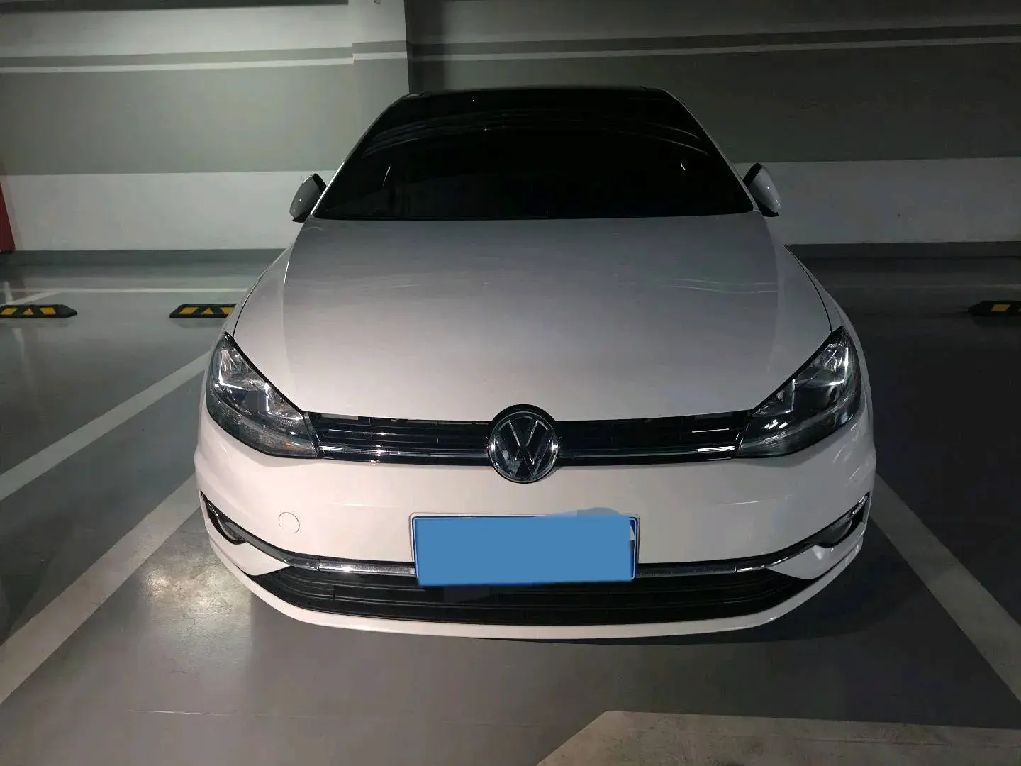 2019 VOLKSWAGEN GOLF thumbnail 2