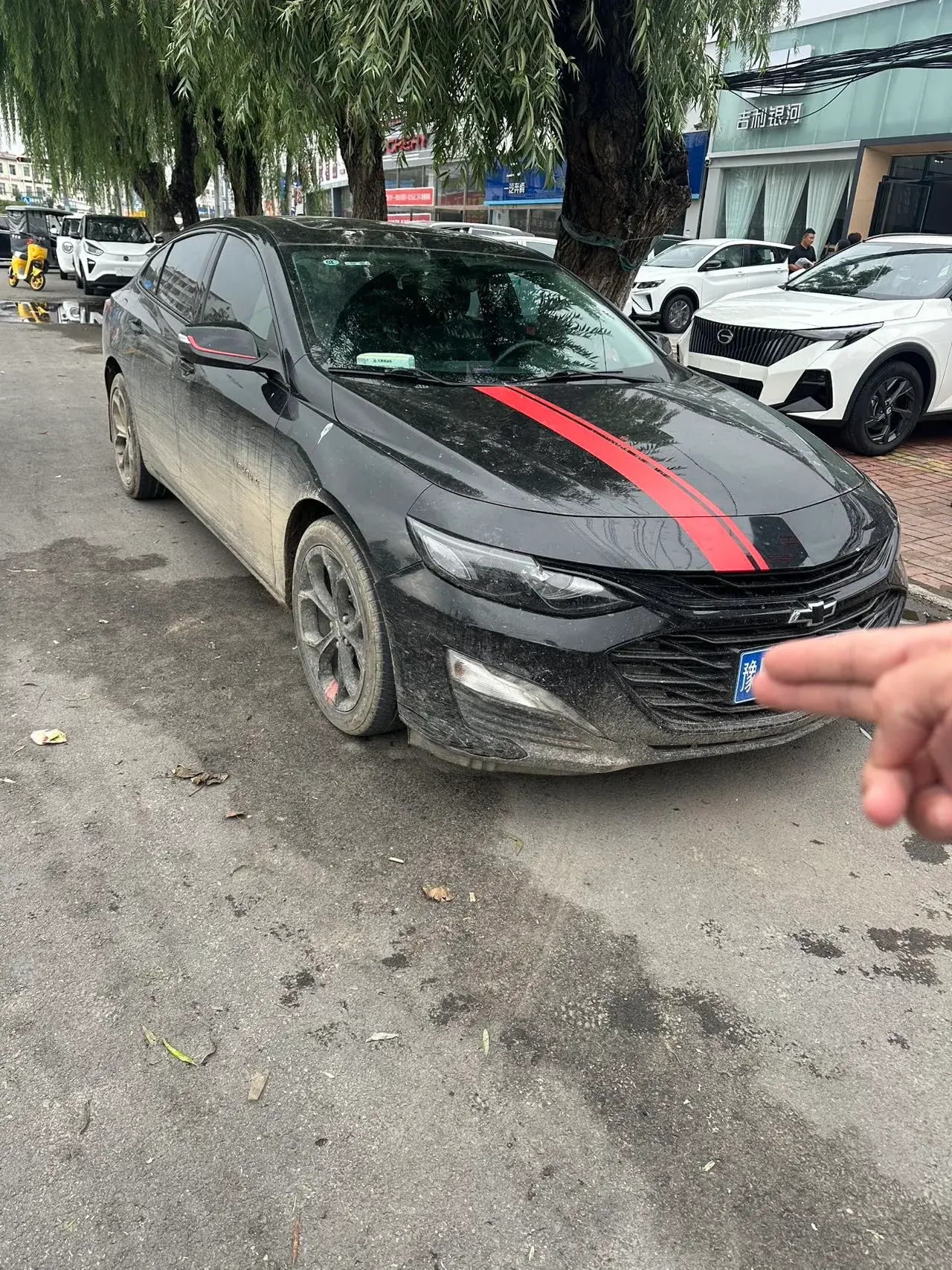 2021 CHEVROLET MALIBU thumbnail 2