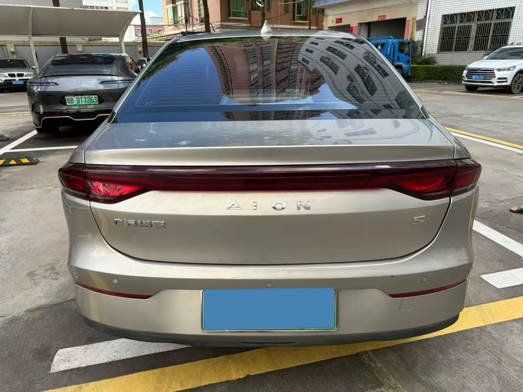 2022 AION S thumbnail 3