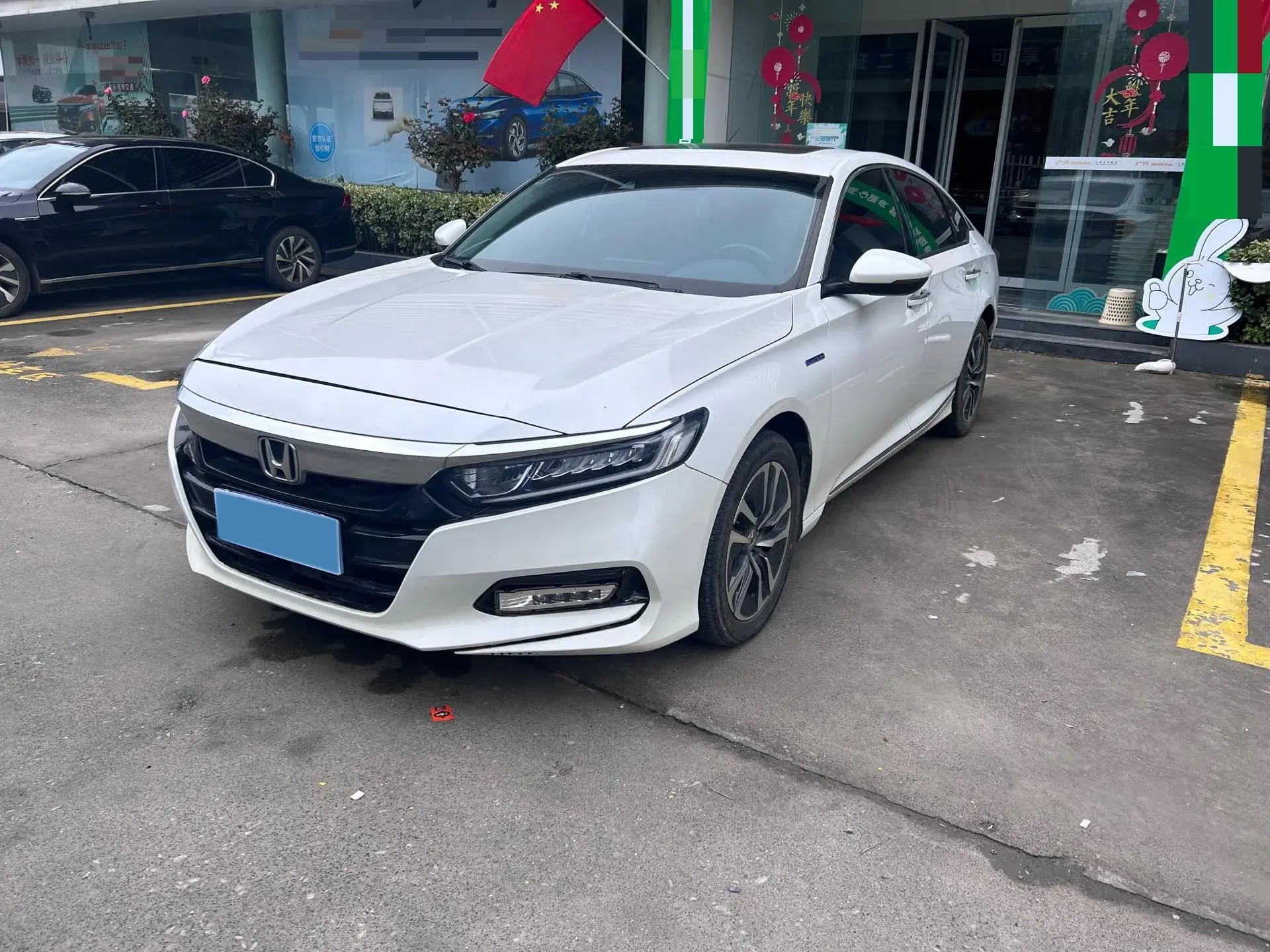 2021 HONDA ACCORD view 1