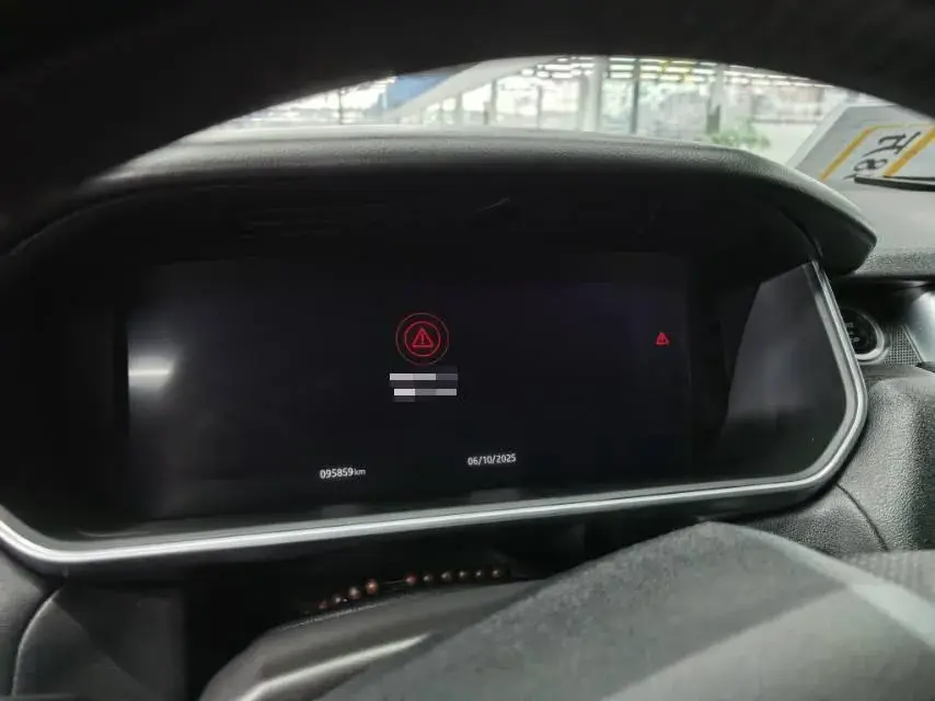 2019 LAND ROVER thumbnail 2