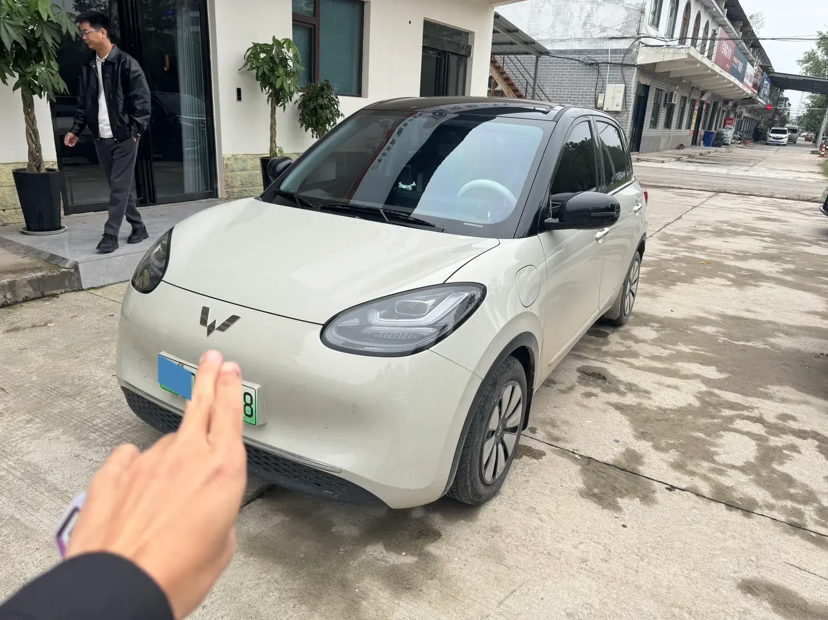 2023 WULING BINGUO view 1