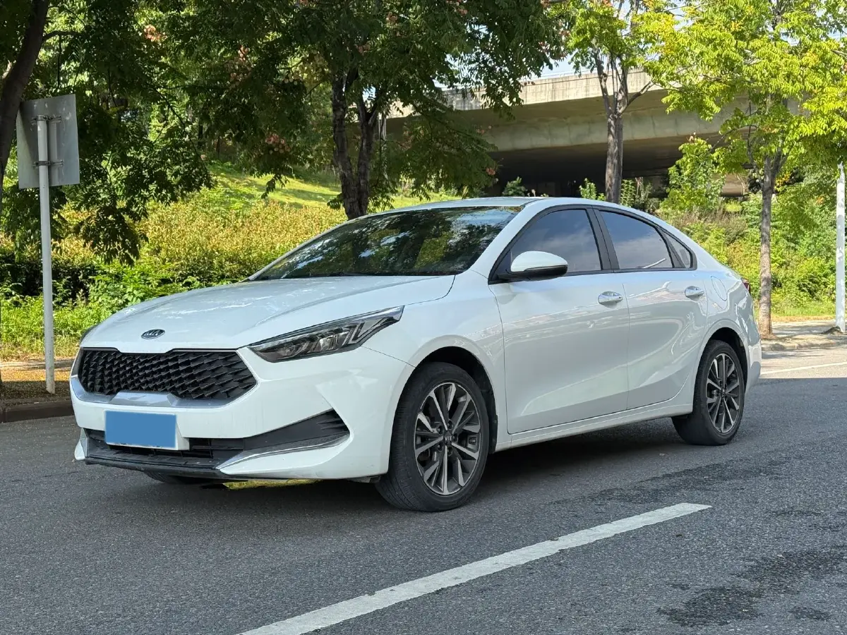 2020 Kia K3 1.5L 115HP L4 CVT