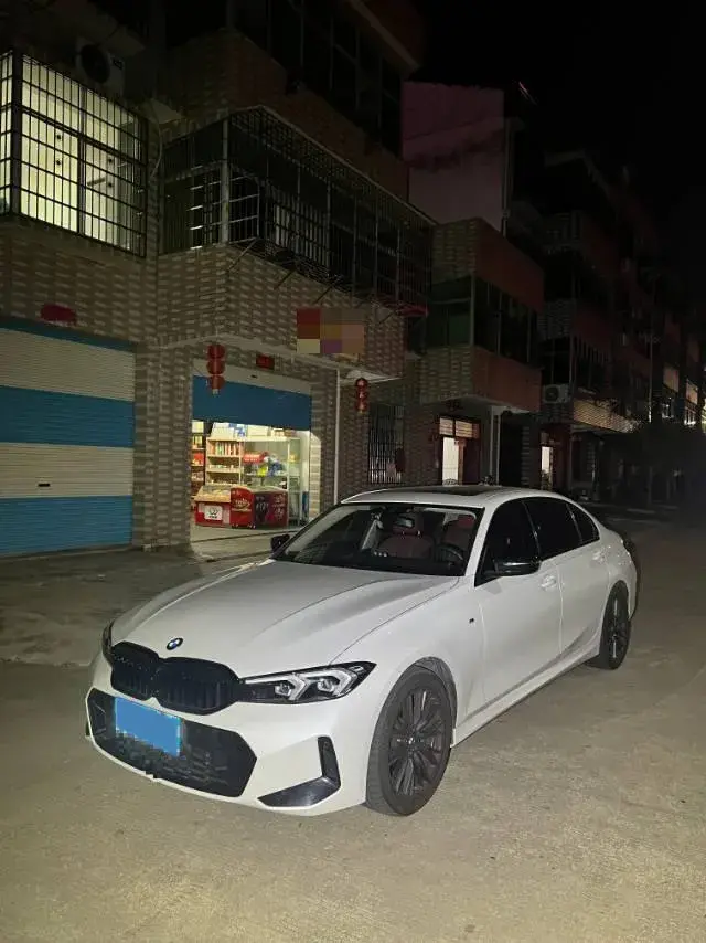 2023 BMW 3 Series 2.0T 184HP L4 8AT