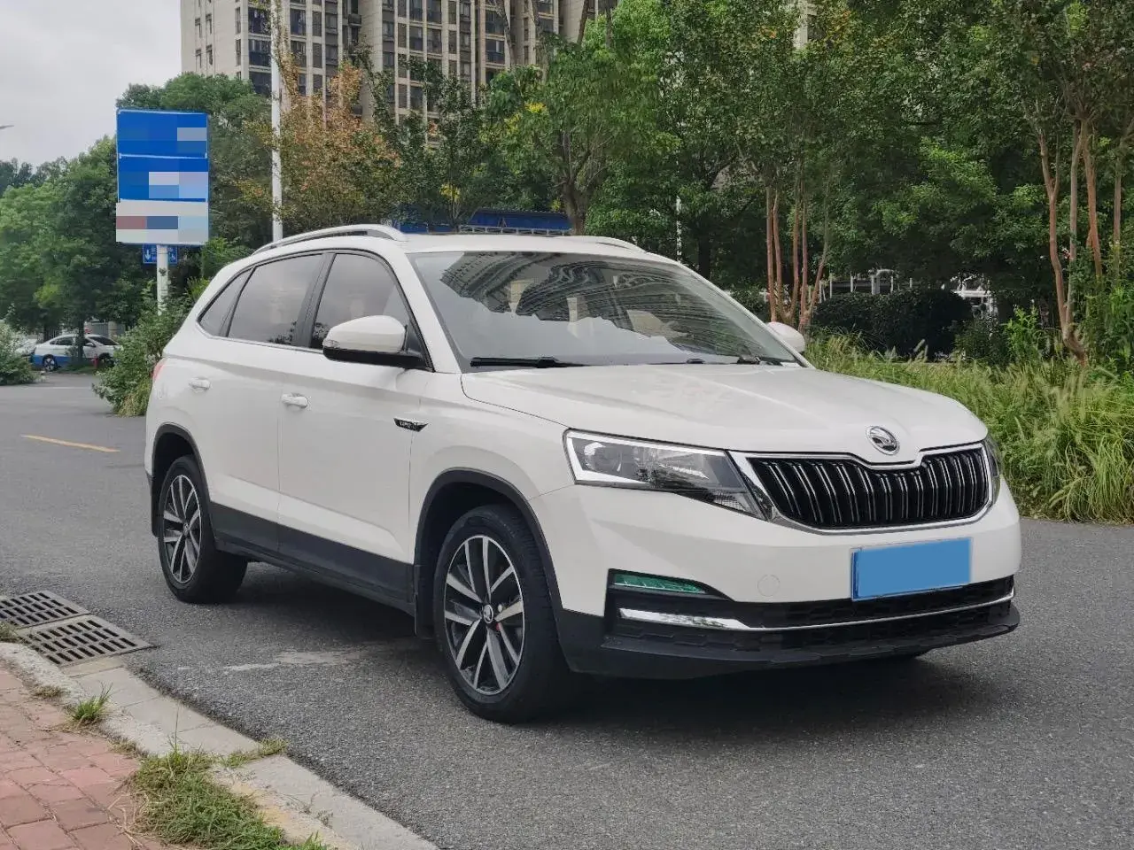 2021 SKODA KAMIQ thumbnail 3