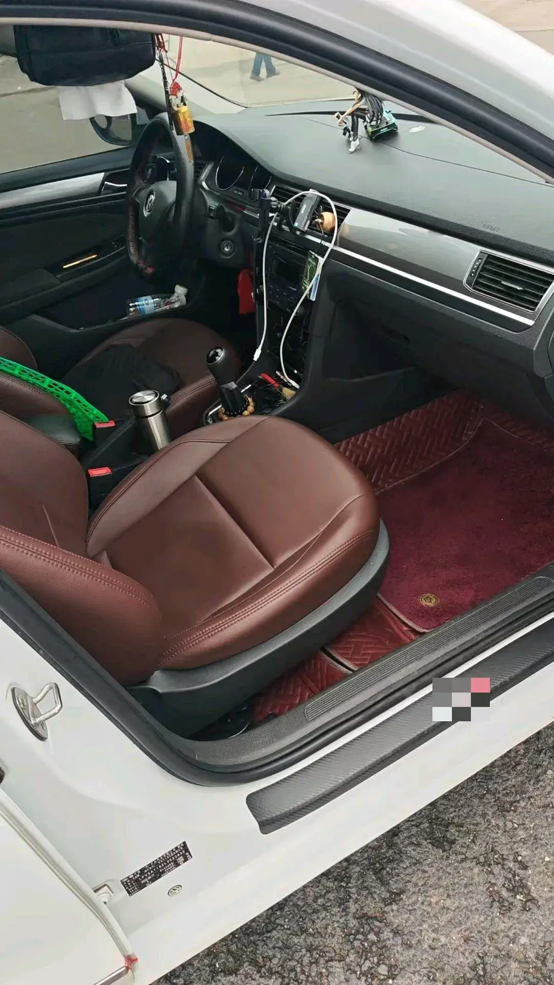 2019 VOLKSWAGEN BORA thumbnail 4