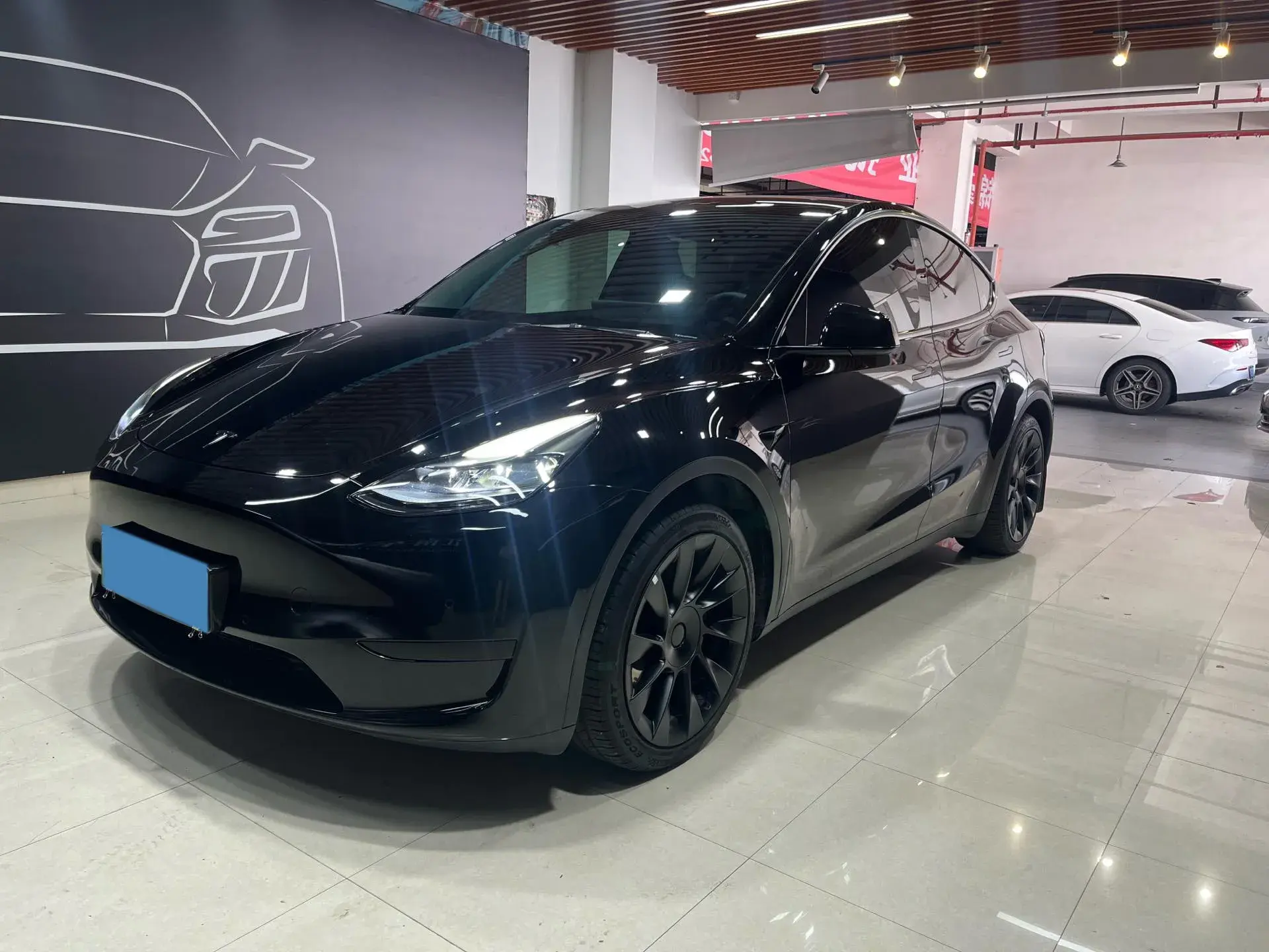 2022 TESLA MODEL view 1