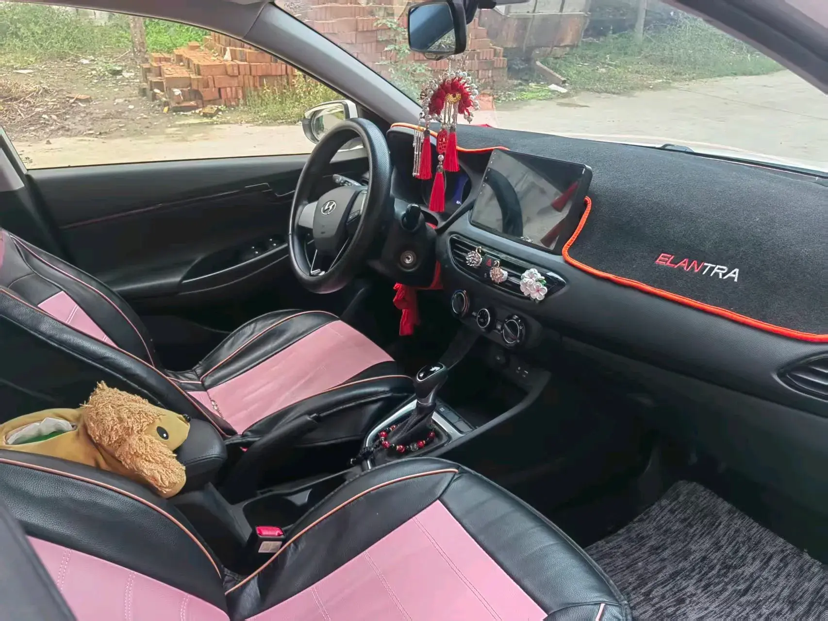 2018 HYUNDAI CELESTA thumbnail 4