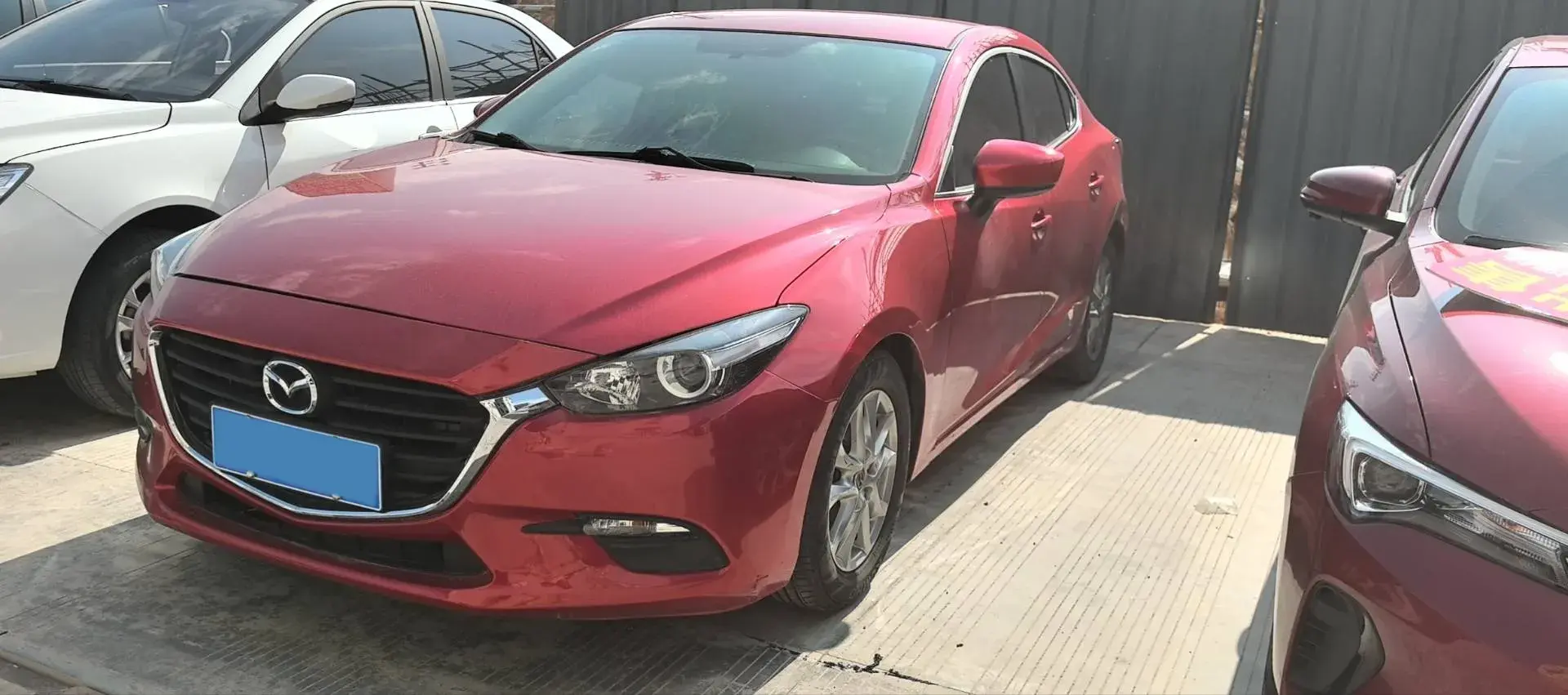 2019 MAZDA 3 view 1