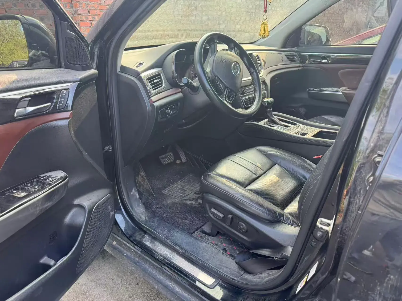 2017 GAC TRUMPCHI thumbnail 4