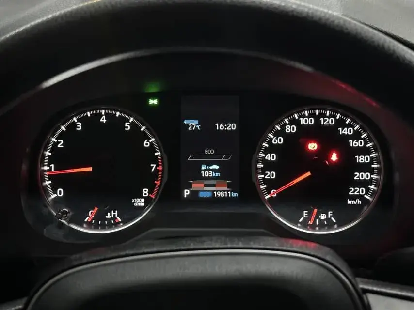 2022 TOYOTA RAV4 thumbnail 4