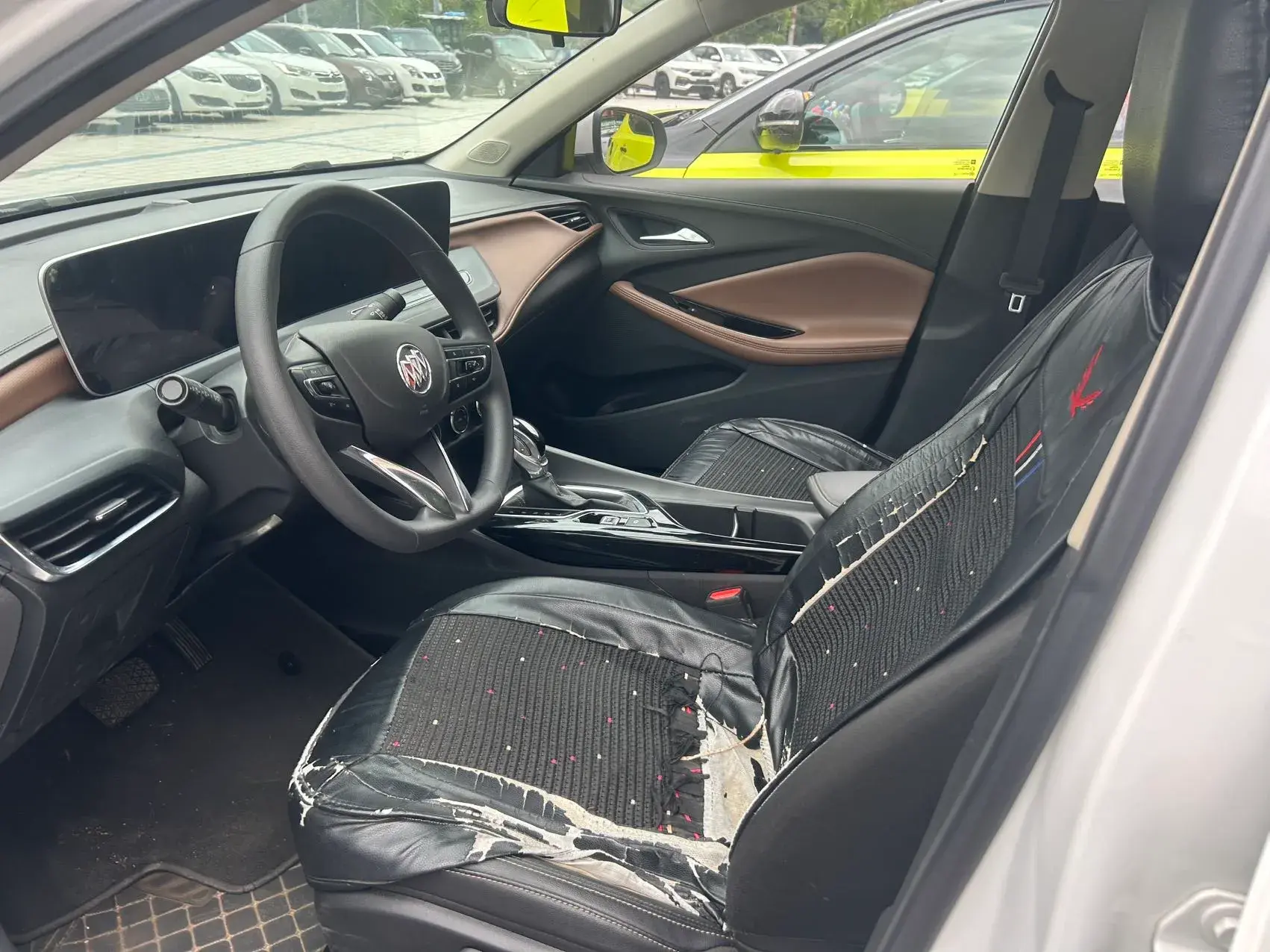 2022 BUICK VERANO thumbnail 2