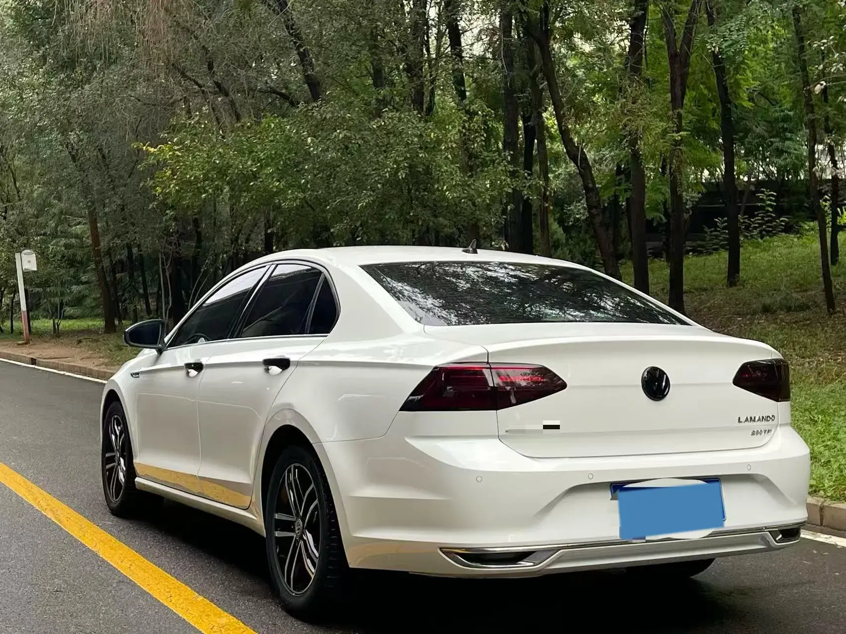 2019 VOLKSWAGEN LAMANDO thumbnail 4