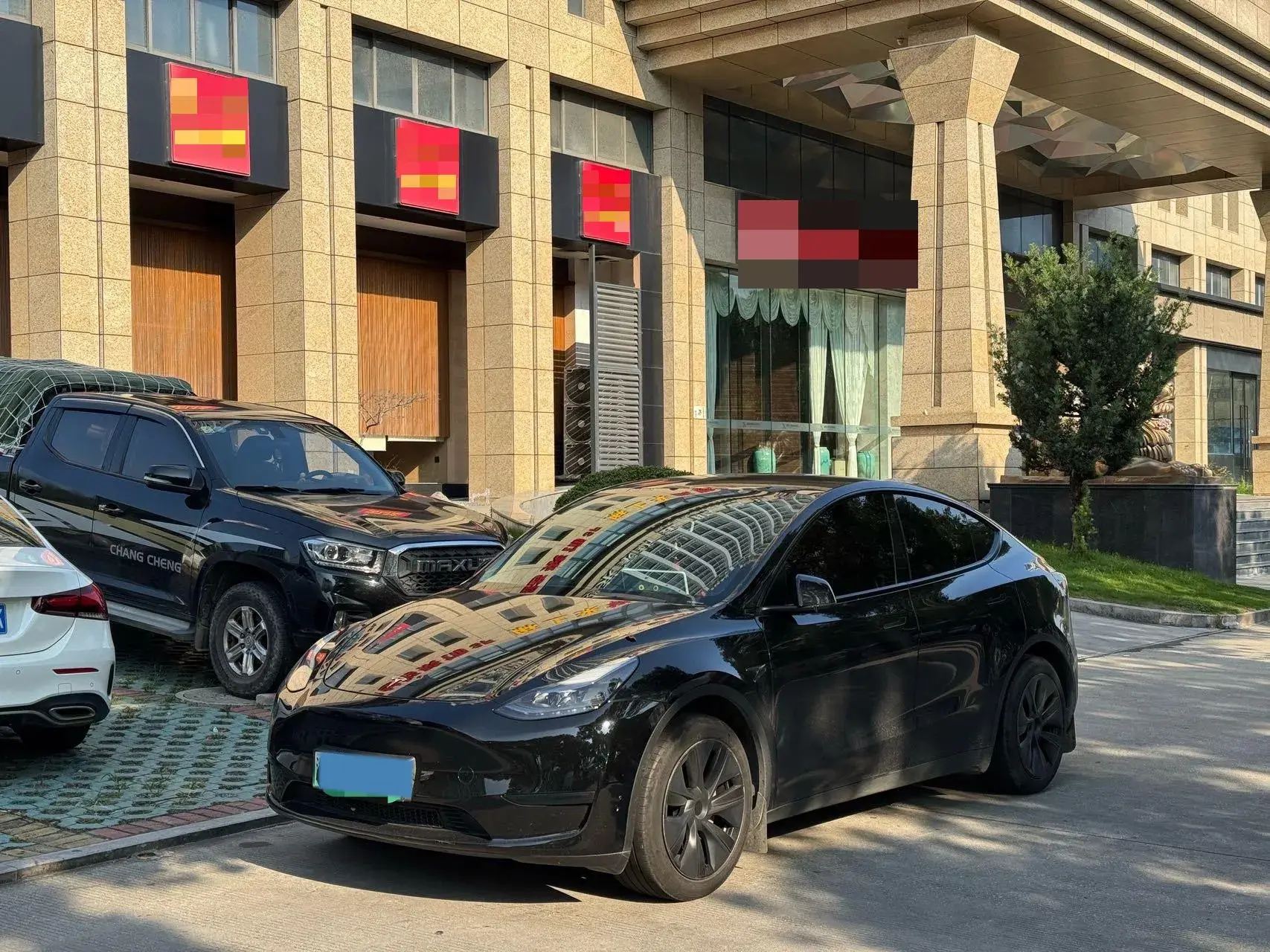 2023 TESLA MODEL view 1