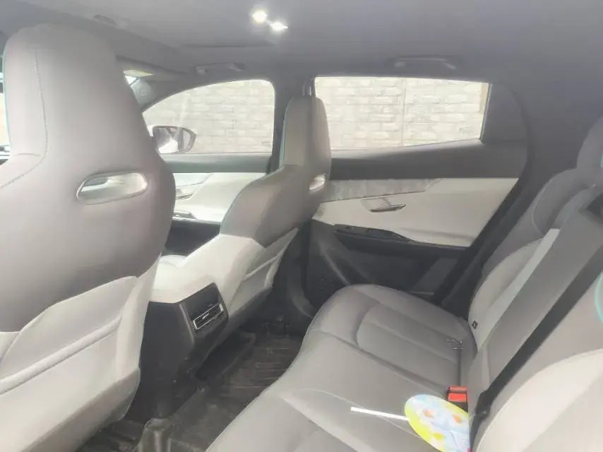 2023 CHANGAN UNI-T thumbnail 4