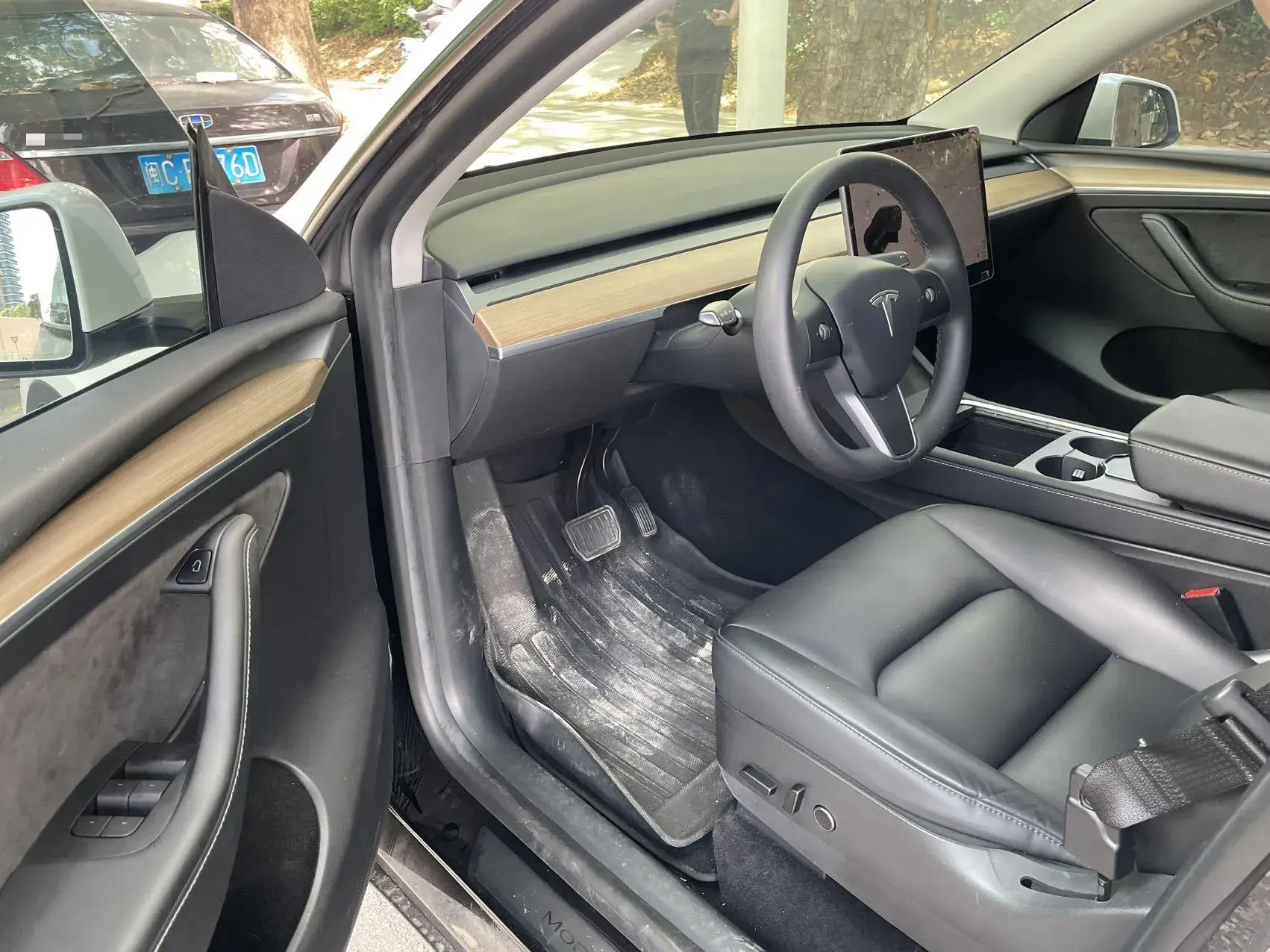 2021 TESLA MODEL thumbnail 3