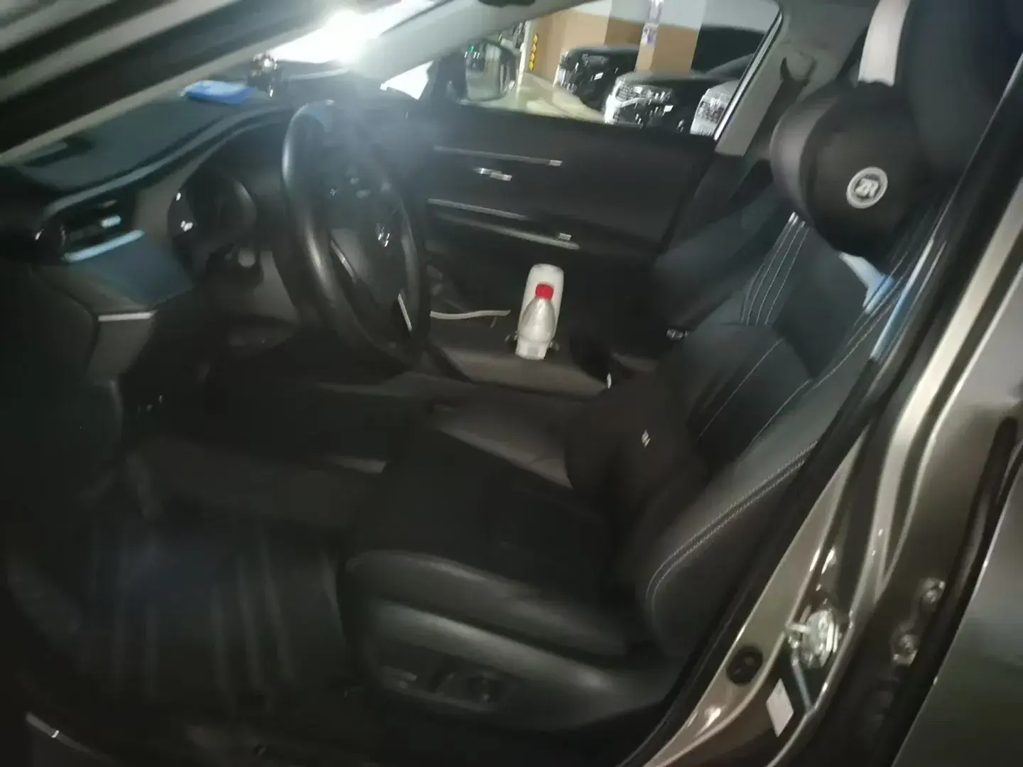 2023 TOYOTA HARRIER thumbnail 3