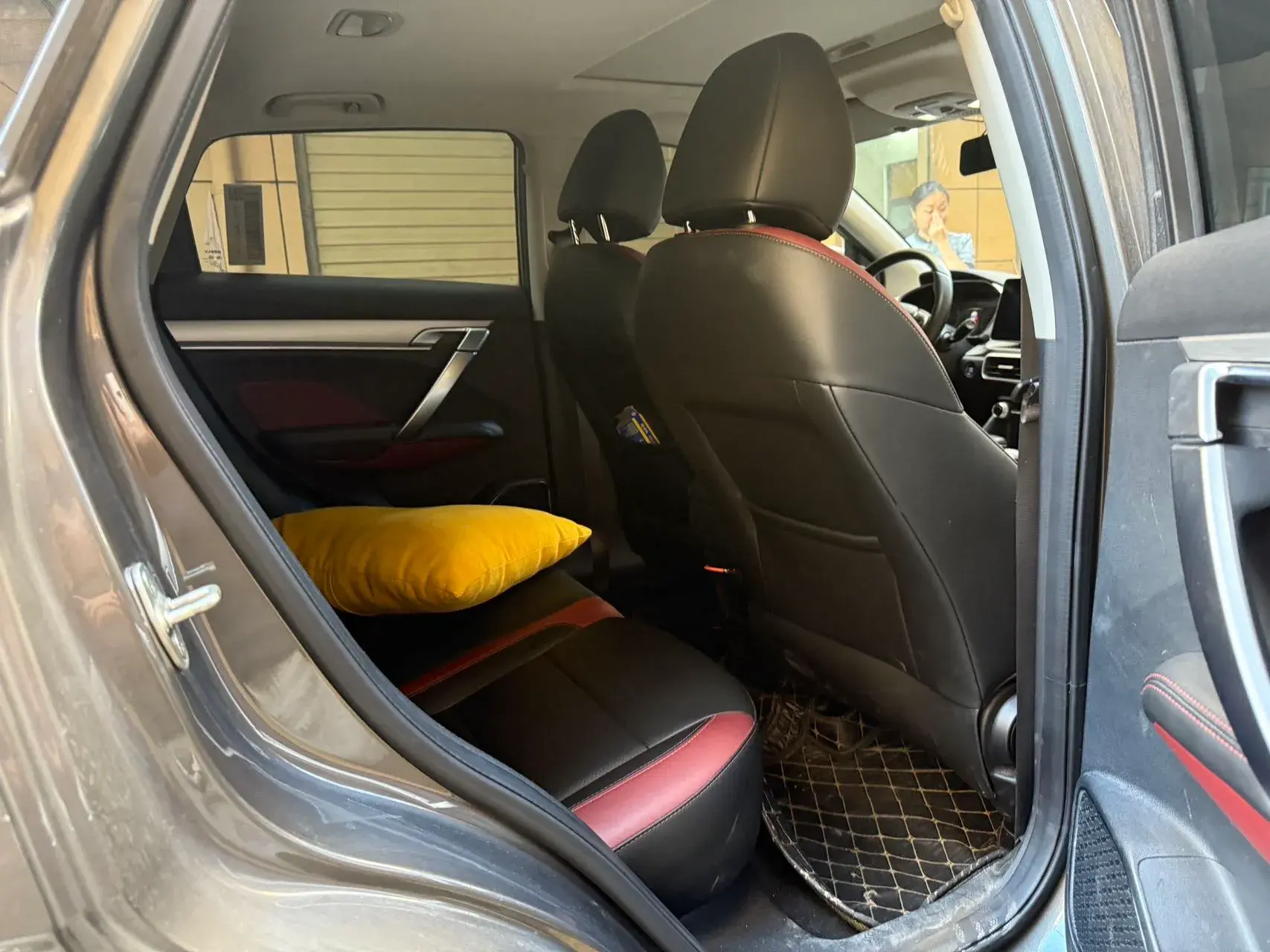 2021 GEELY COOLRAY thumbnail 3