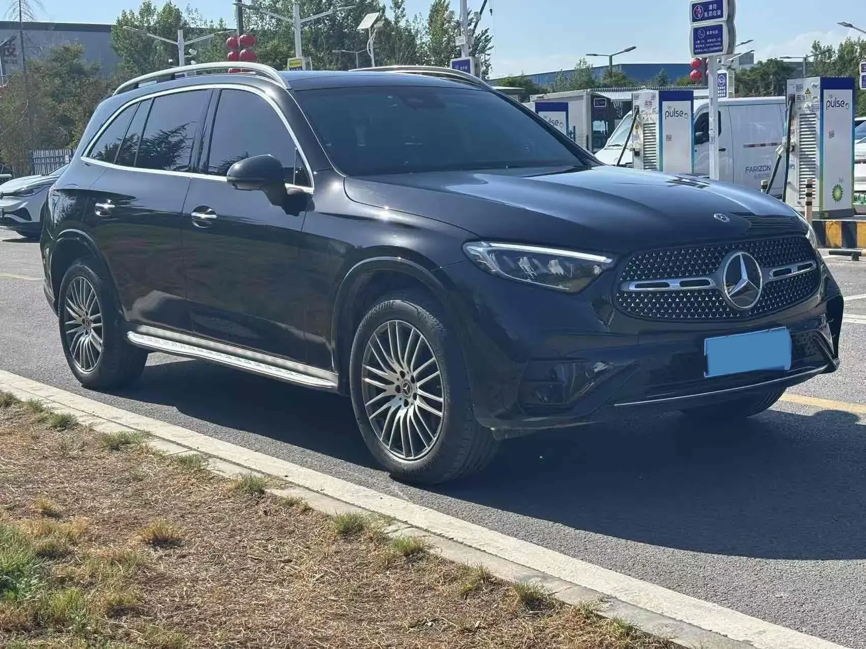 2023 MERCEDES-BENZ GLC thumbnail 3