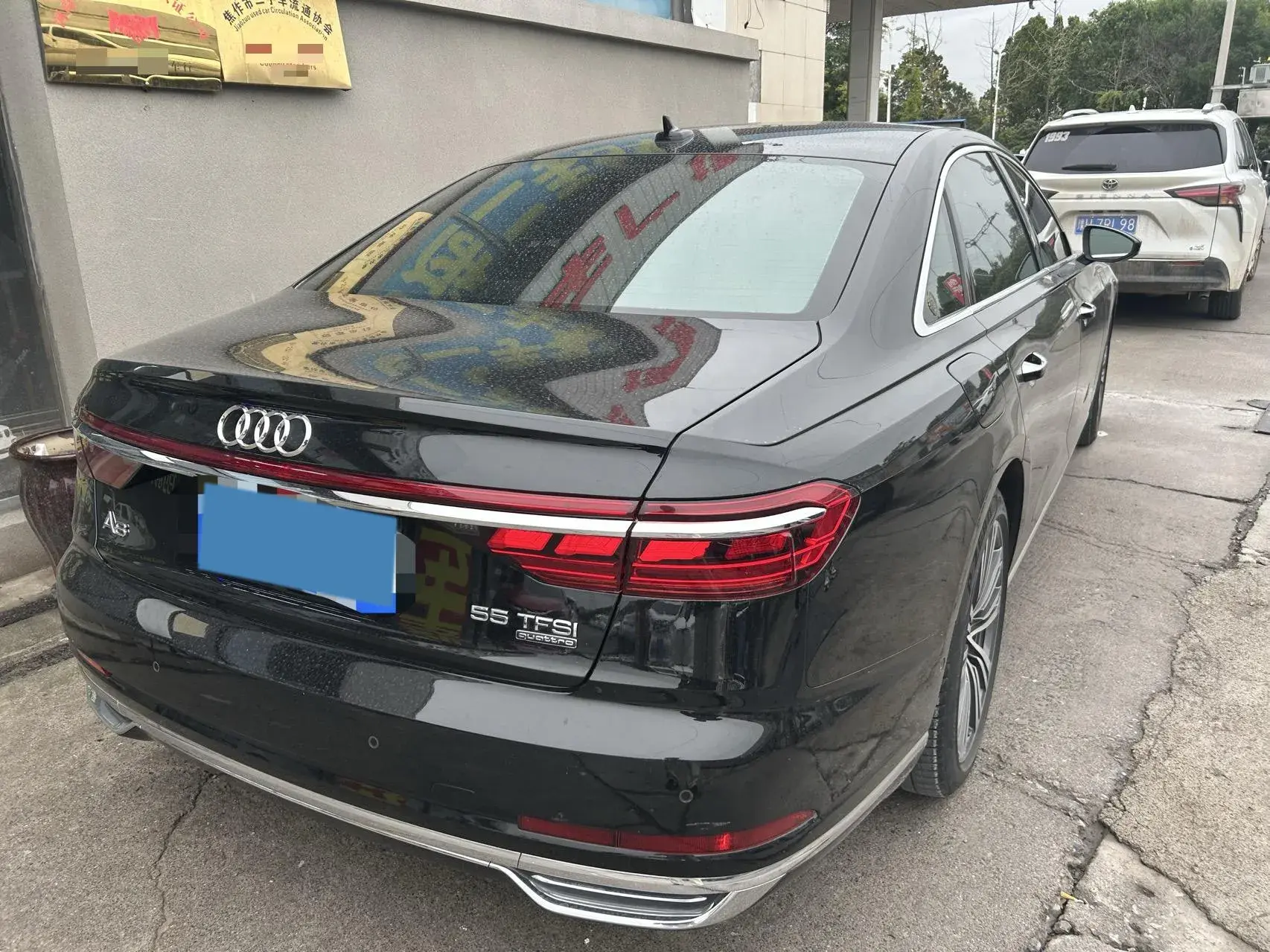 2021 AUDI A8 thumbnail 4