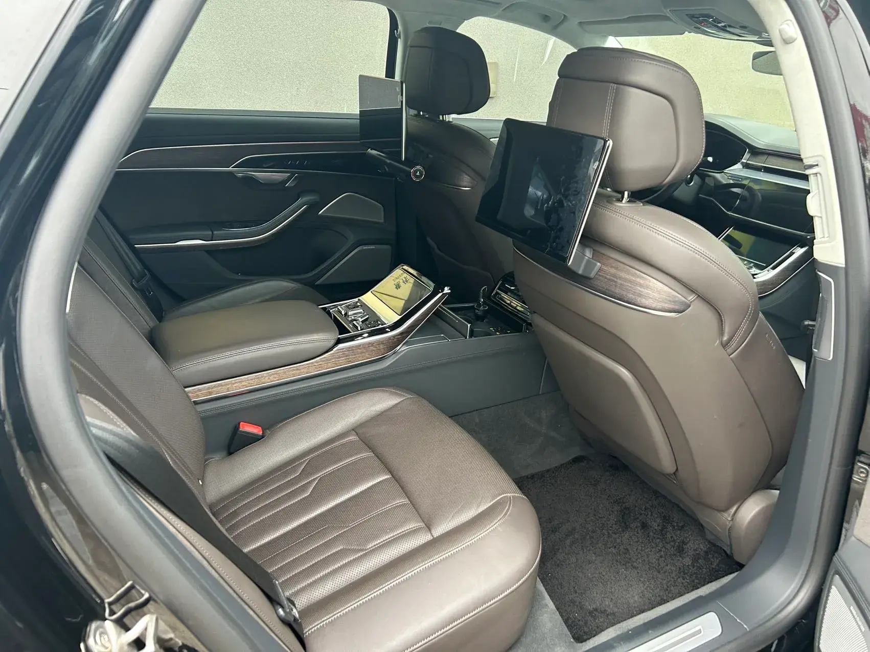 2021 AUDI A8 thumbnail 3