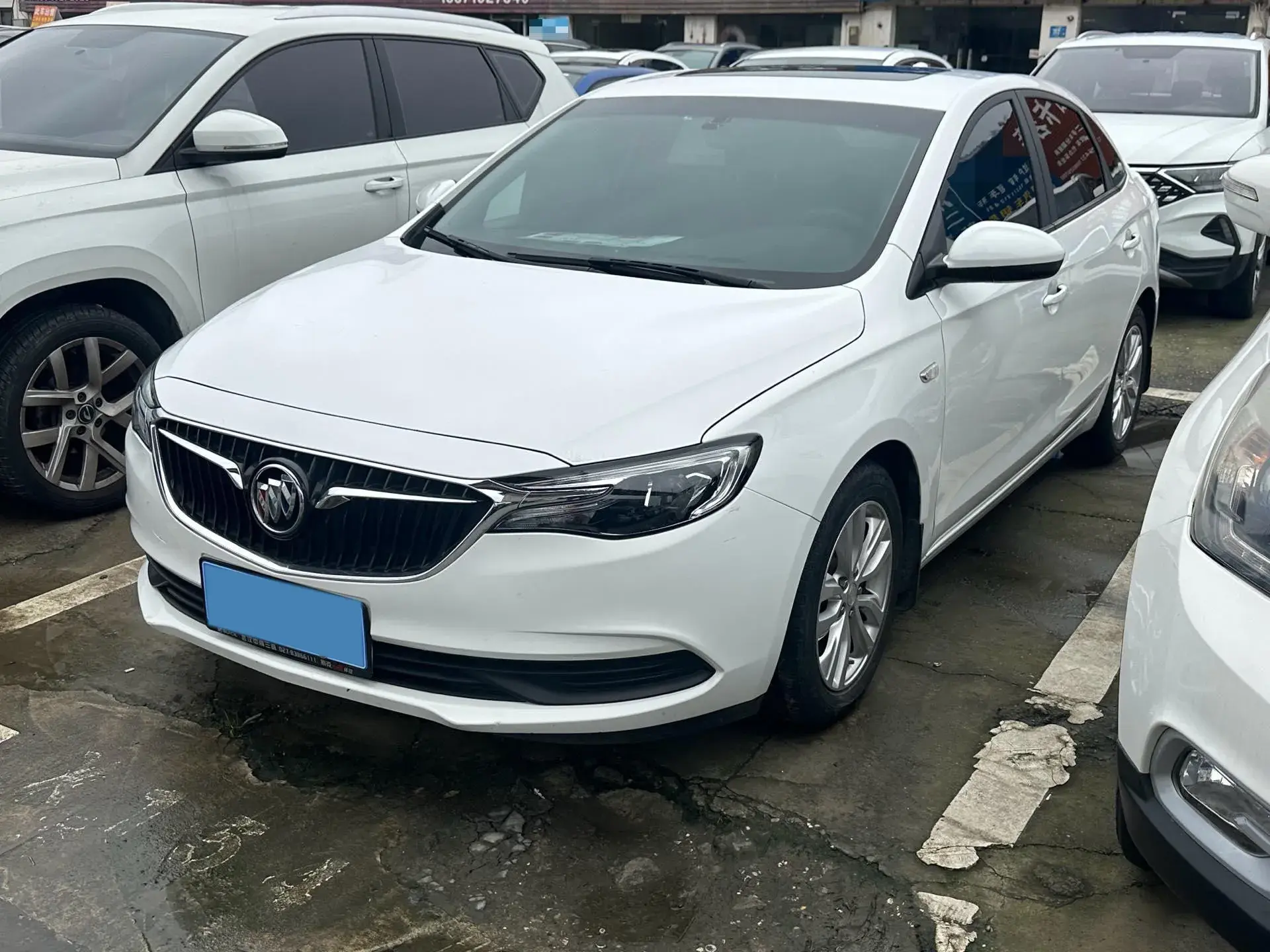 2021 BUICK EXCELLE view 1